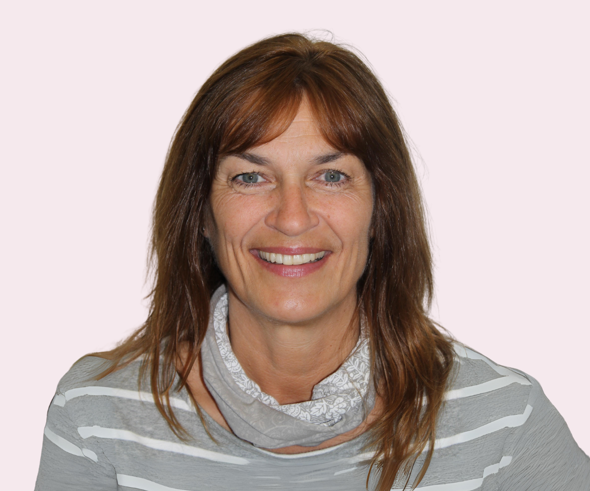 Smile transformations: Before and afters - Hampshire Dentists Pain Free Dentist in Southampton