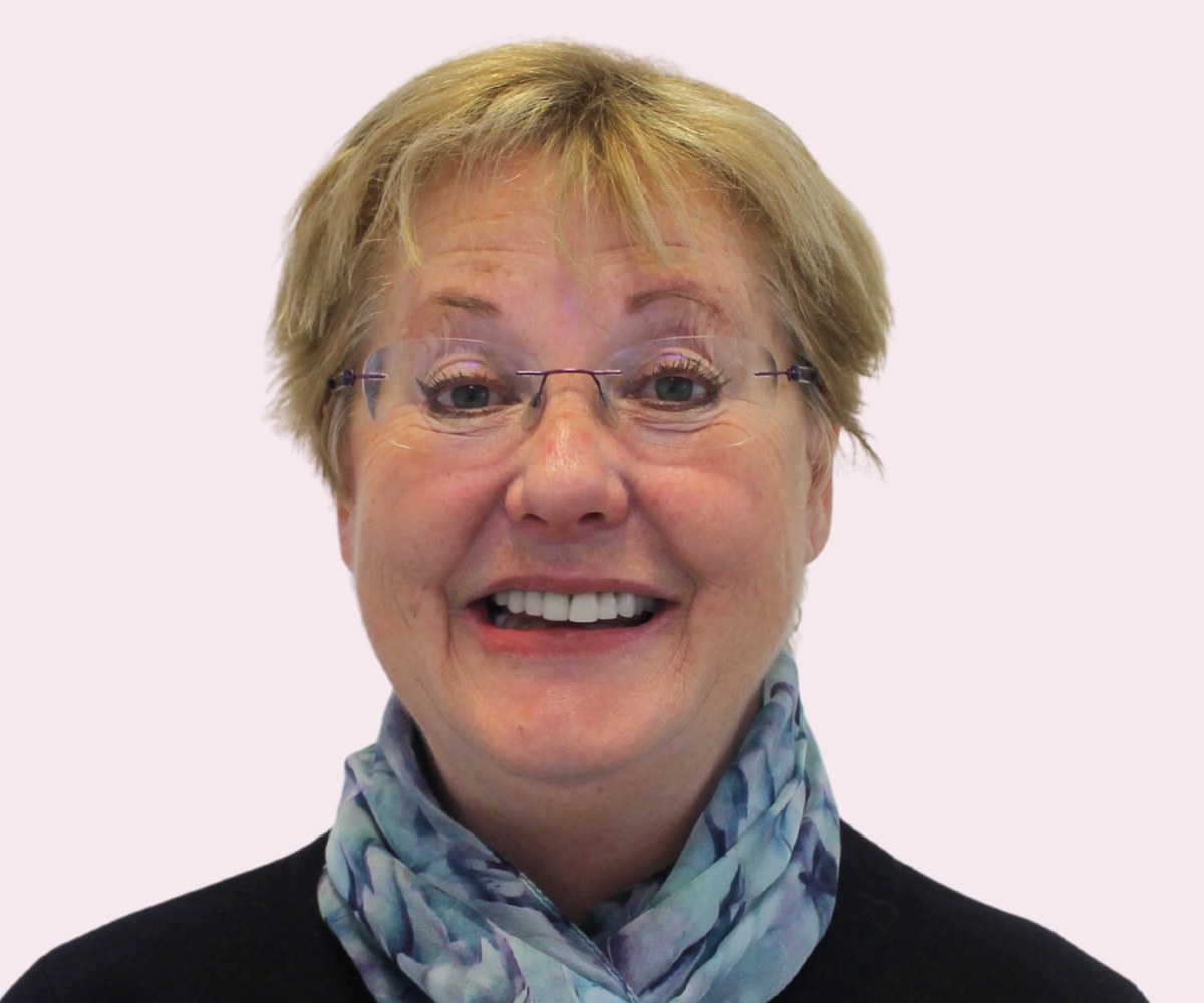 Smile transformations: Before and afters - Hampshire Dentists Pain Free Dentist in Southampton