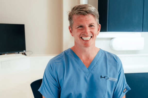 Naughty or nice: holiday dental tips for a healthy smile - Hampshire Dentists Pain Free Dentist in Southampton Naughty or nice: holiday dental tips for a healthy smile - Hampshire Dentists Pain Free Dentist in Southampton