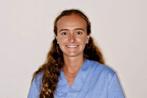 Dr Marta Hernandez-Margarit, Hampshire Dentists Orthontist smiles happily, excited to be the new Orthodontist at Hampshire Dentists providing fixed braces and clear aligners to all.