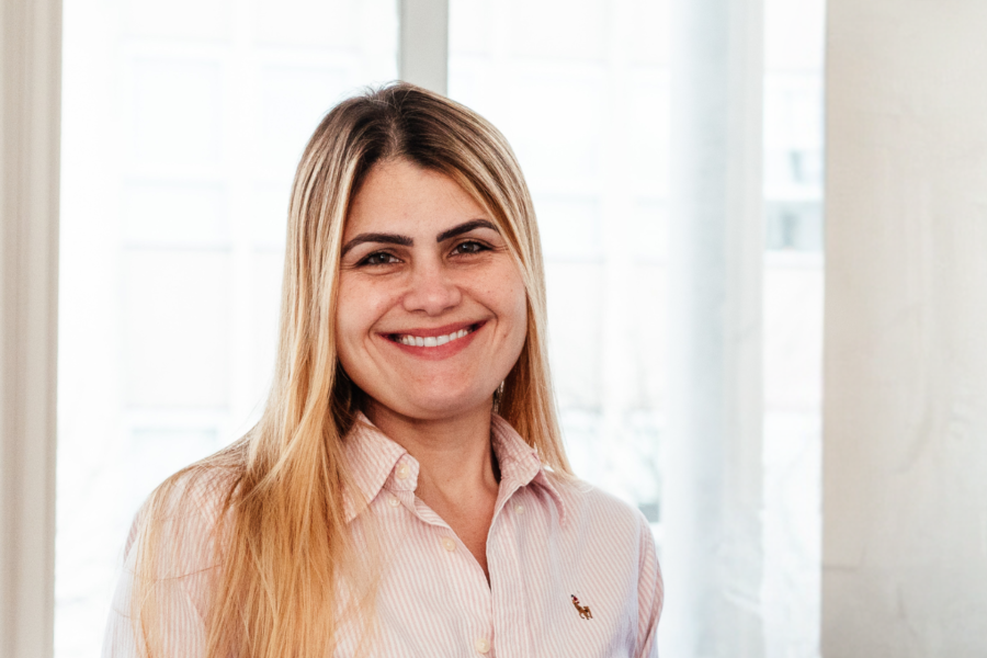 For for the love of smiles: why our 5 dental nurses chose a career in dentistry - Hampshire Dentists Pain Free Dentist in Southampton For for the love of smiles: why our 5 dental nurses chose a career in dentistry - Hampshire Dentists Pain Free Dentist in Southampton